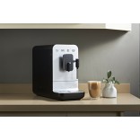 SMEG kavos virimo aparatas matinė juoda | 2