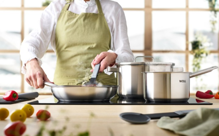 WOLL pusiau gili plieninė keptuvė "Steel Induction" Ø 20 cm | 2