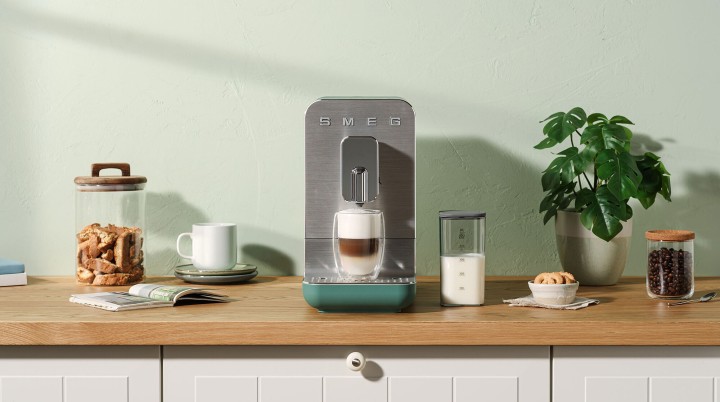 SMEG kavos virimo aparatas matinė žalia | 2