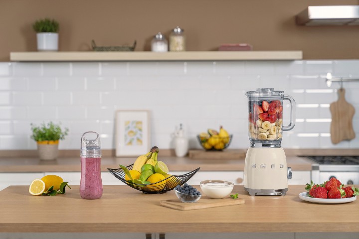 SMEG smulkintuvas-kokteilinė BLF03CREU | 2