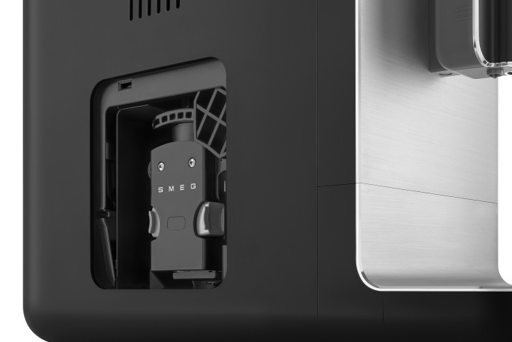 SMEG kavos virimo aparatas matinė juoda | 7