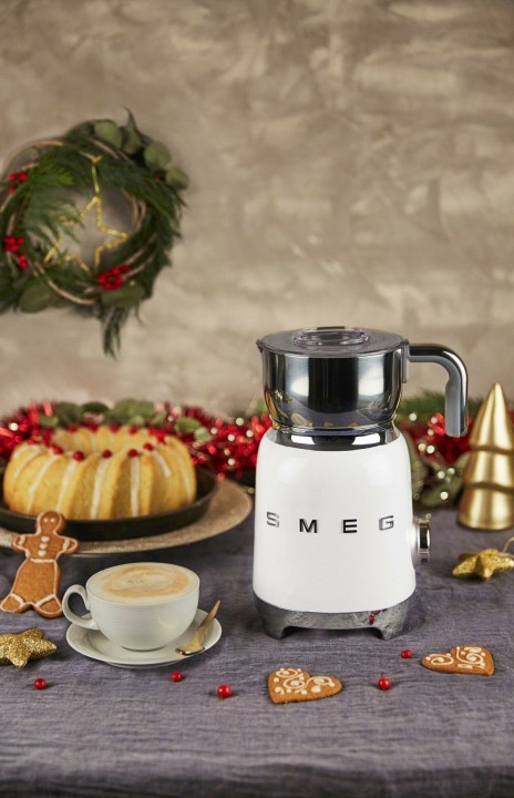 SMEG pieno putų plakiklis MFF11WHEU  | 2