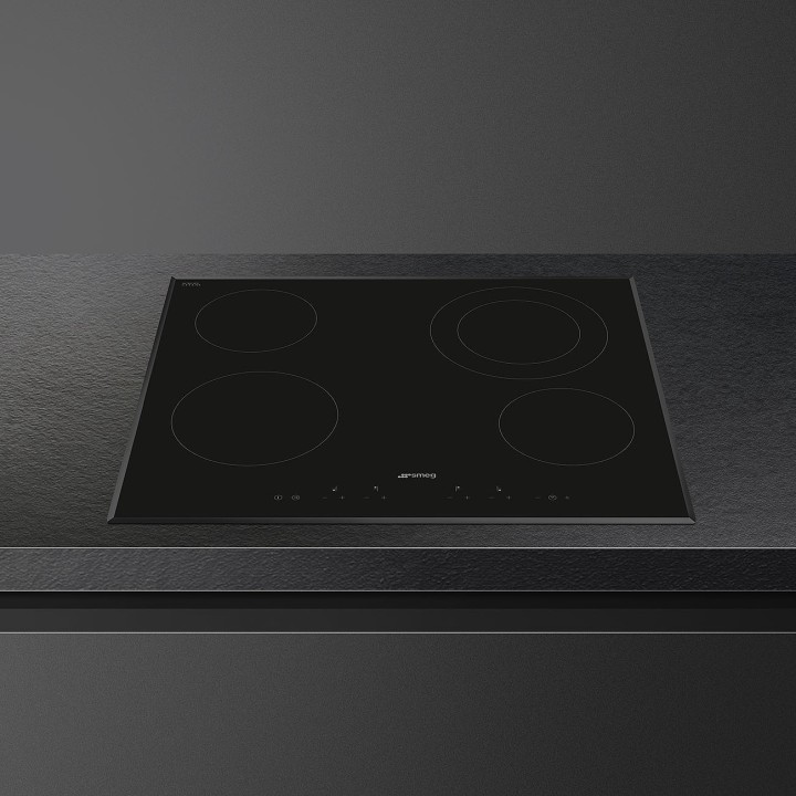 SMEG stiklokeraminė kaitlentė SE364ETB  | 3