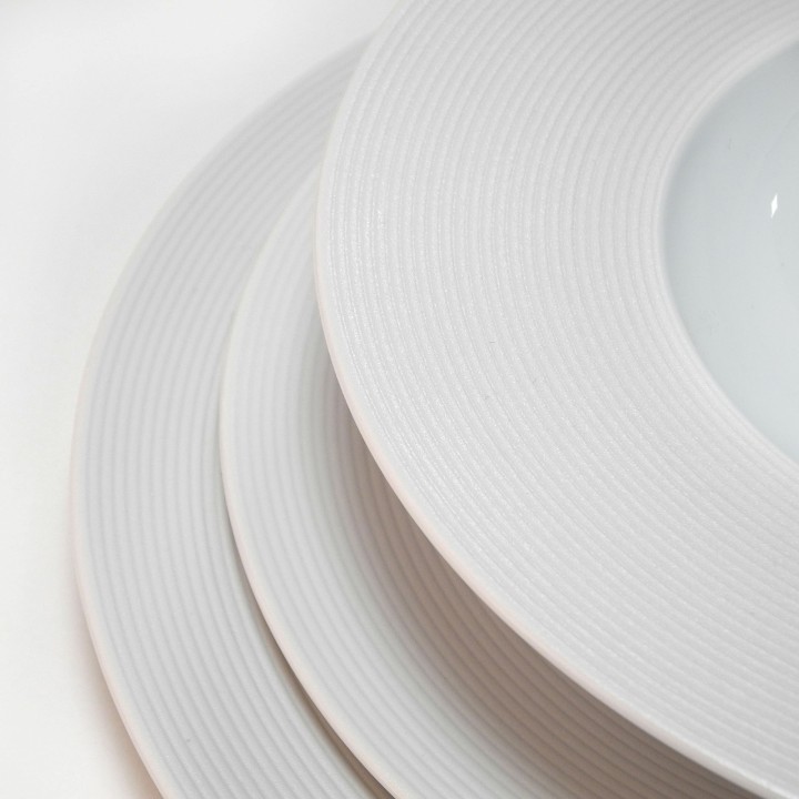 MEDARD DE NOBLAT porcelianinių indų rinkinys "Batik", 18 vnt.  | 6