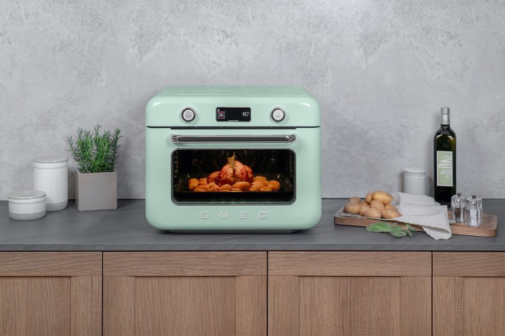 SMEG orkaitė su garų funkcija CCOF01PGEU | 2