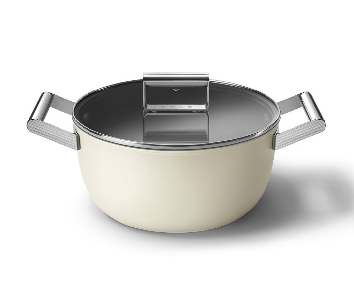 SMEG puodas su dangčiu, kreminės spalvos Ø 24 cm, 5,4 l | 1