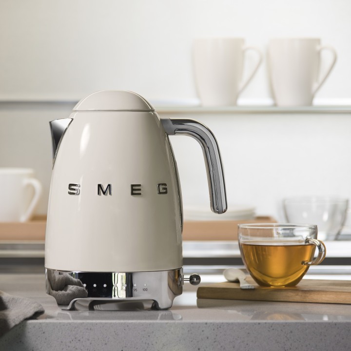 SMEG elektrinis virdulys su reguliuojama temperatūra, 1,7 l KLF04CREU | 2